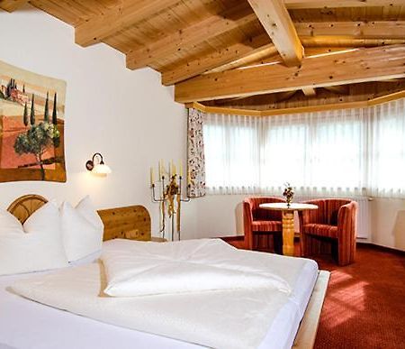 Hof Am Arlberg - Familie Walter Apartment Sankt Anton am Arlberg Exterior photo